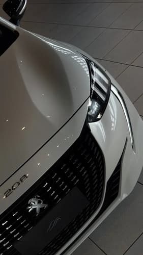 Peugeot 208 Griffe 1.6 Flex 16v 5p Mec. 2021