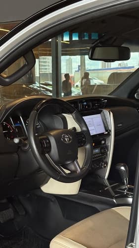 Toyota Hilux Sw4 Diamond 2023